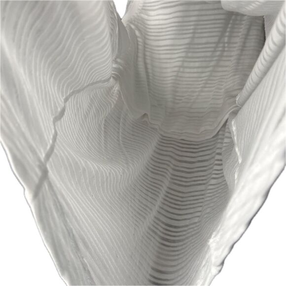 Lululemon Clear and Present Muscle Tank, White, GUC - Picture 5 of 9